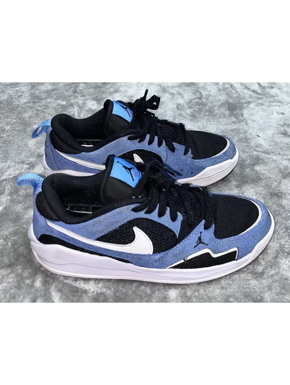 Air Jordan CMFT Era University Blue Size 6Y